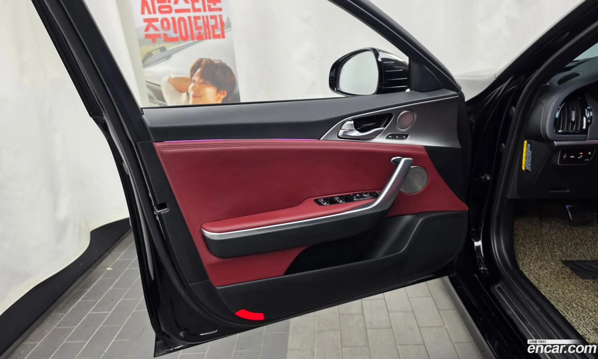 Kia Stinger 2018 KNAE751CBJS038264 — 31
