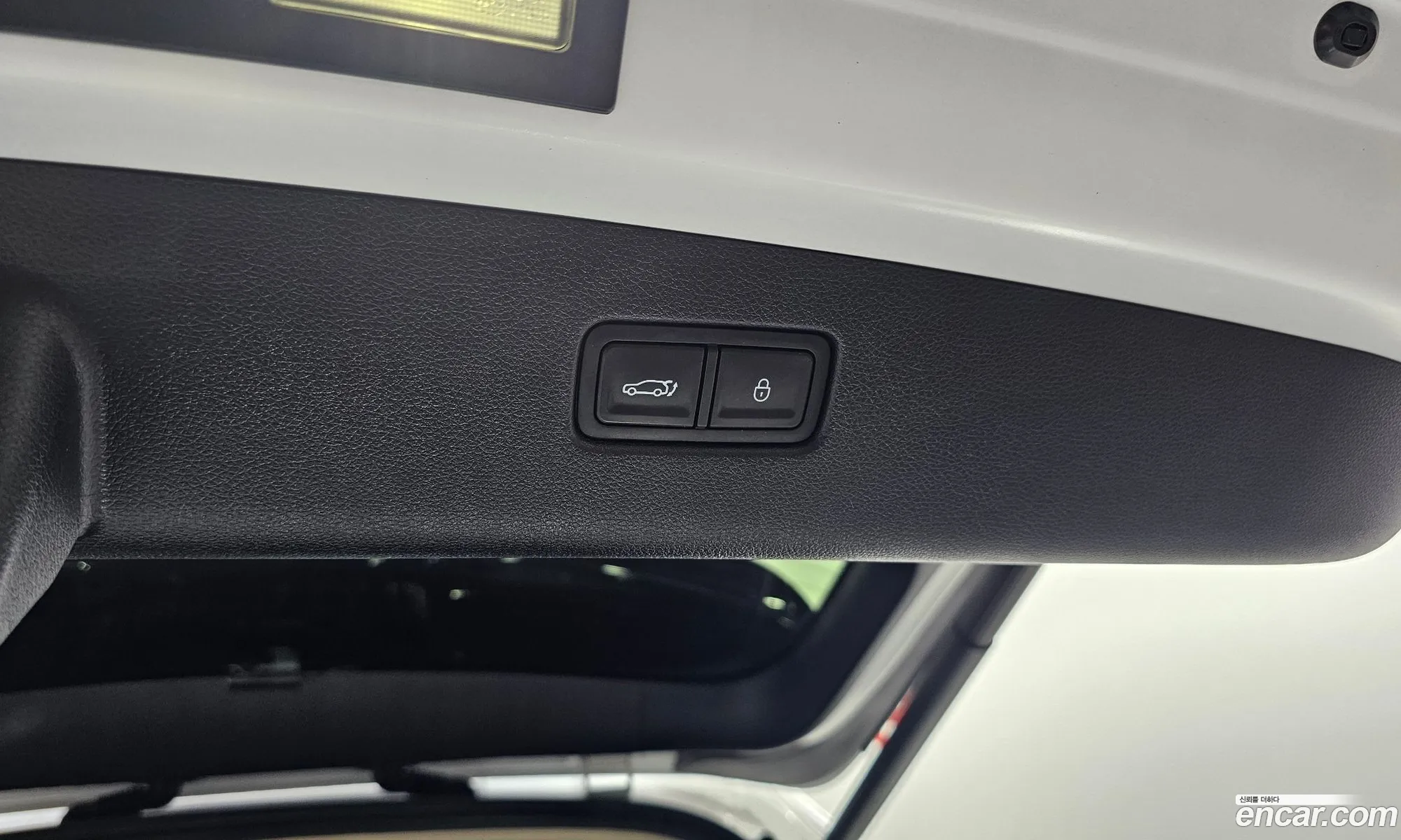 Genesis GV70 2022 KMTMA81BBNU070221 — 19