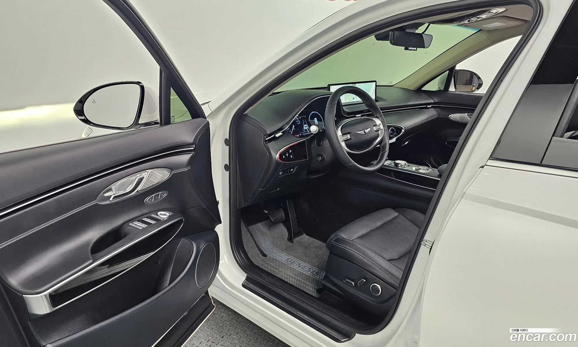 Genesis GV70 2022 KMTMA81BBNU070221 — 8