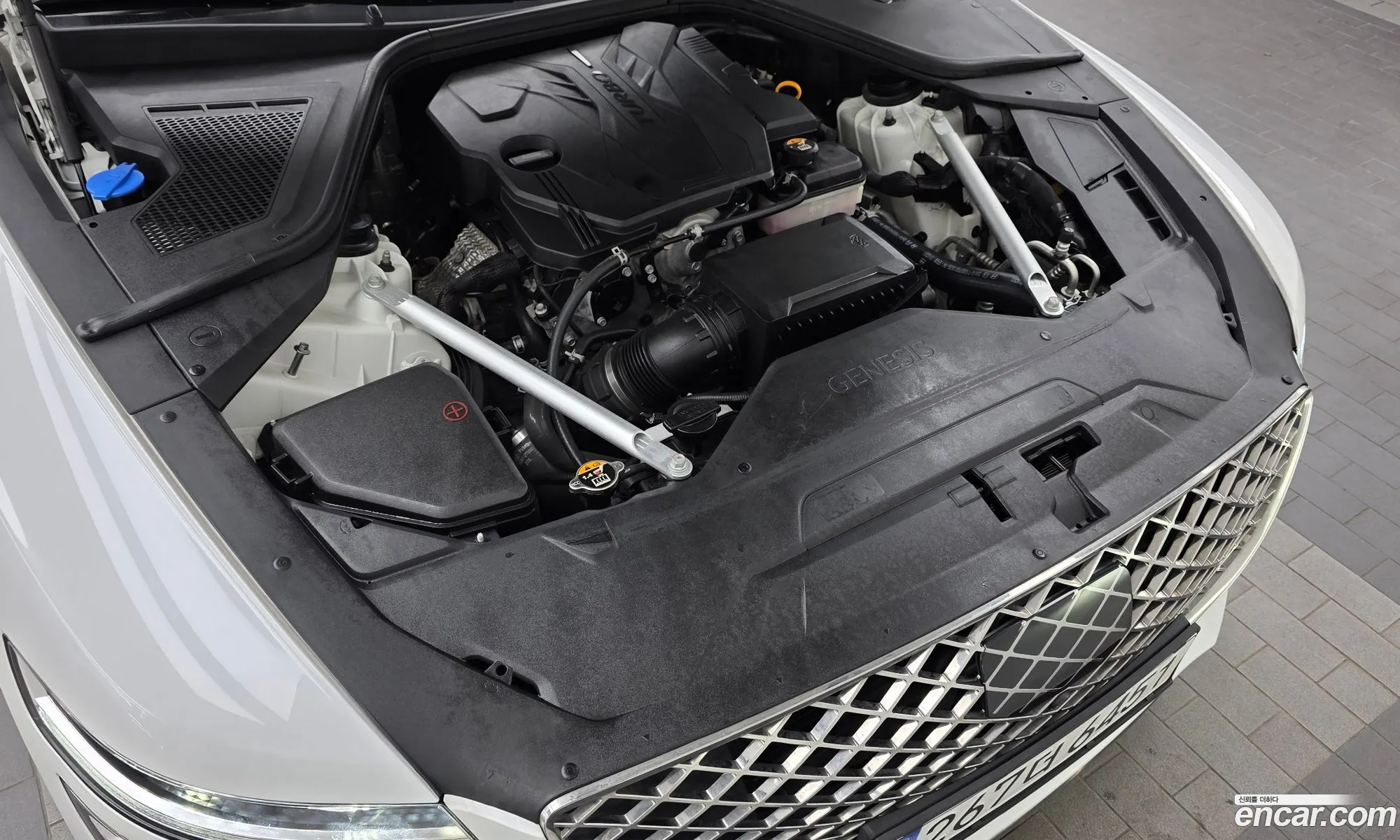 Genesis G80 2020 KMTGB41CBMU051902 — 9