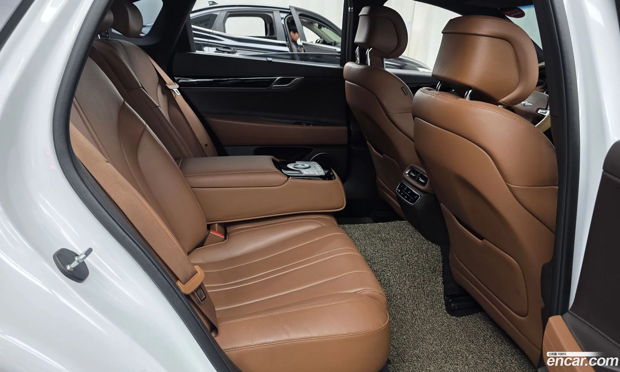 Genesis G80 2020 KMTGB41CBMU051902 — 28
