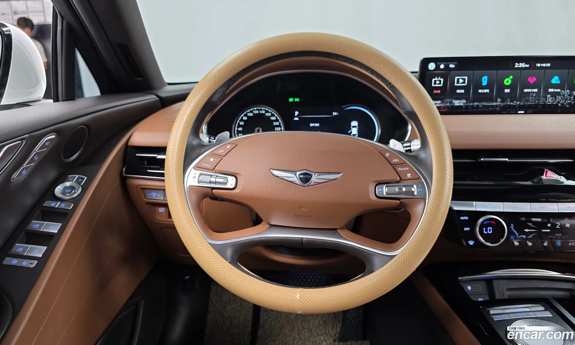 Genesis G80 2020 KMTGB41CBMU051902 — 8