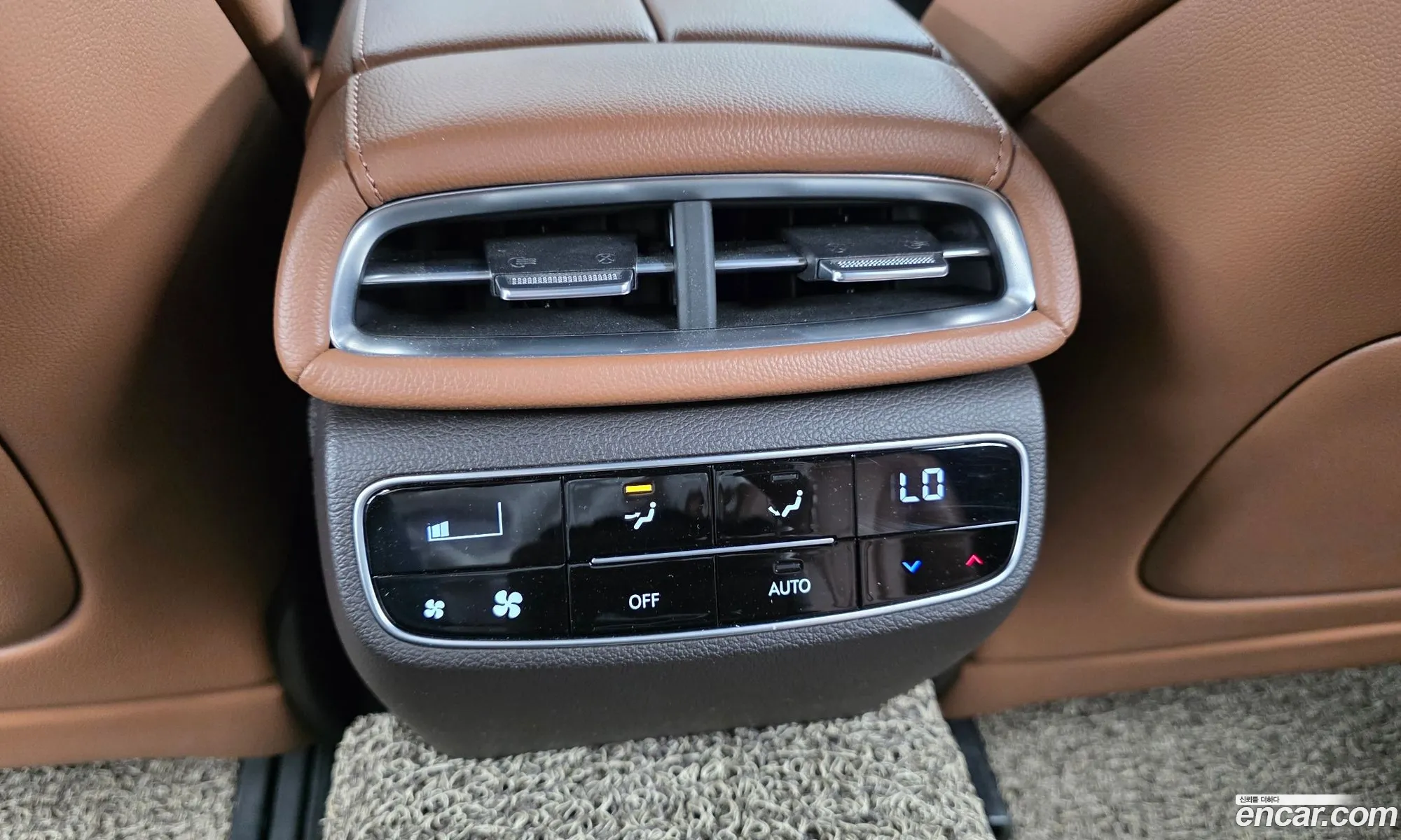 Genesis G80 2020 KMTGB41CBMU051902 — 5