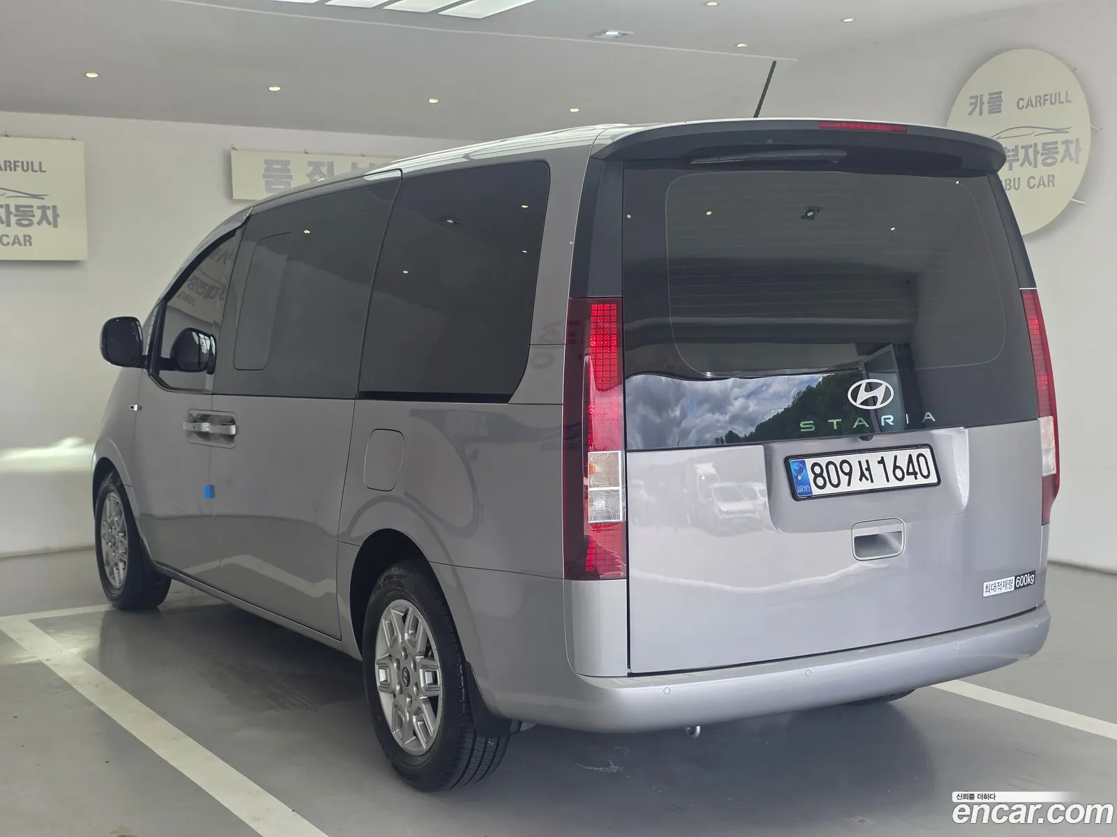 Hyundai Staria 2024 — 16
