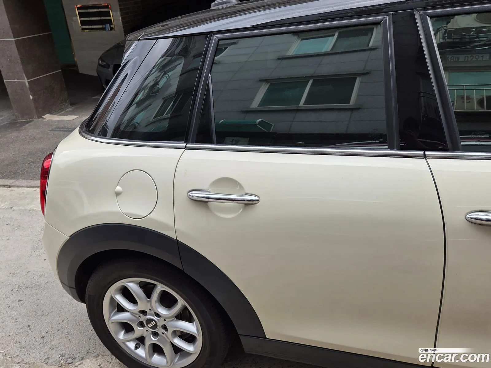 Mini Cooper 2019 — 4