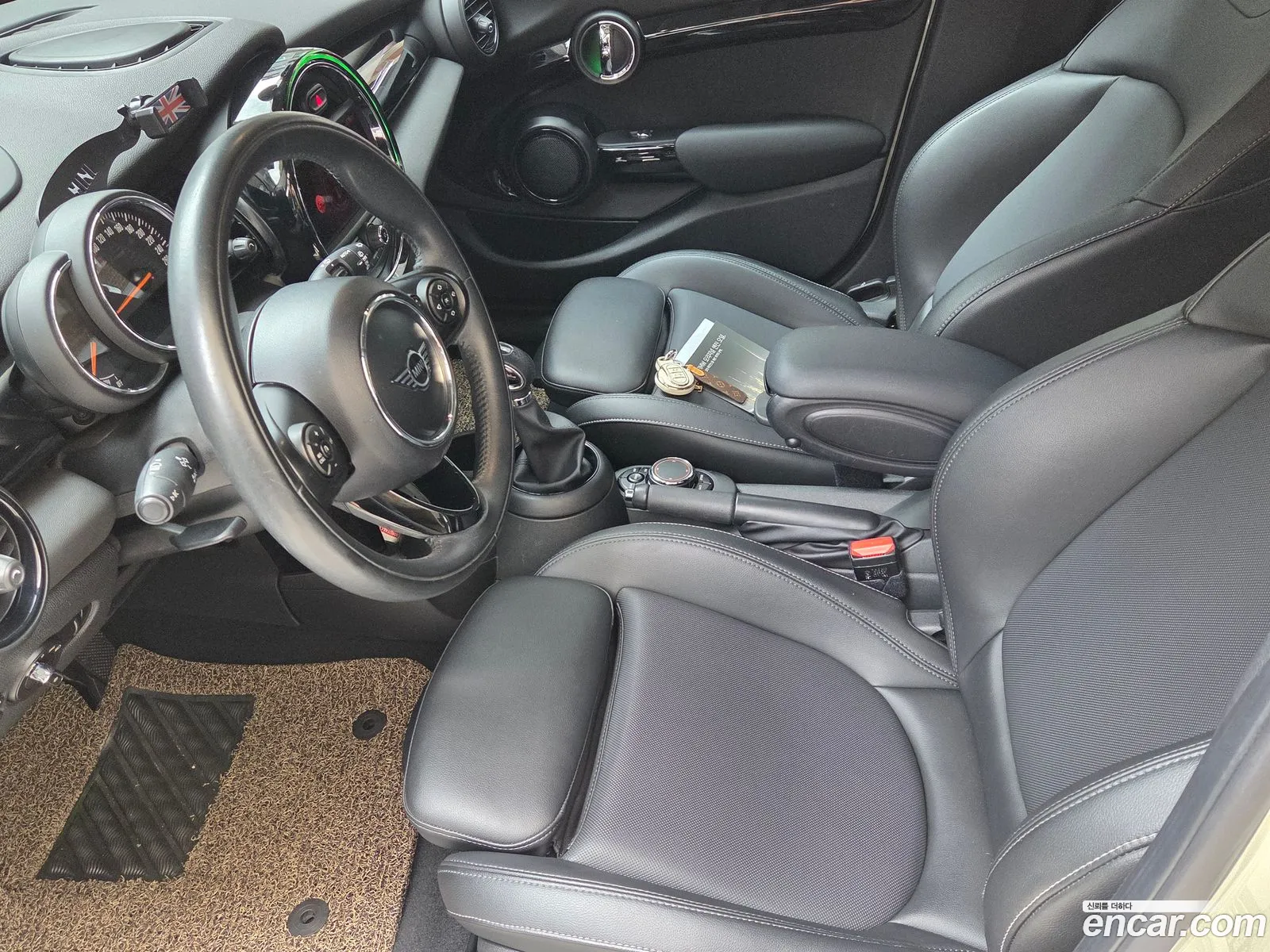 Mini Cooper 2019 — 5