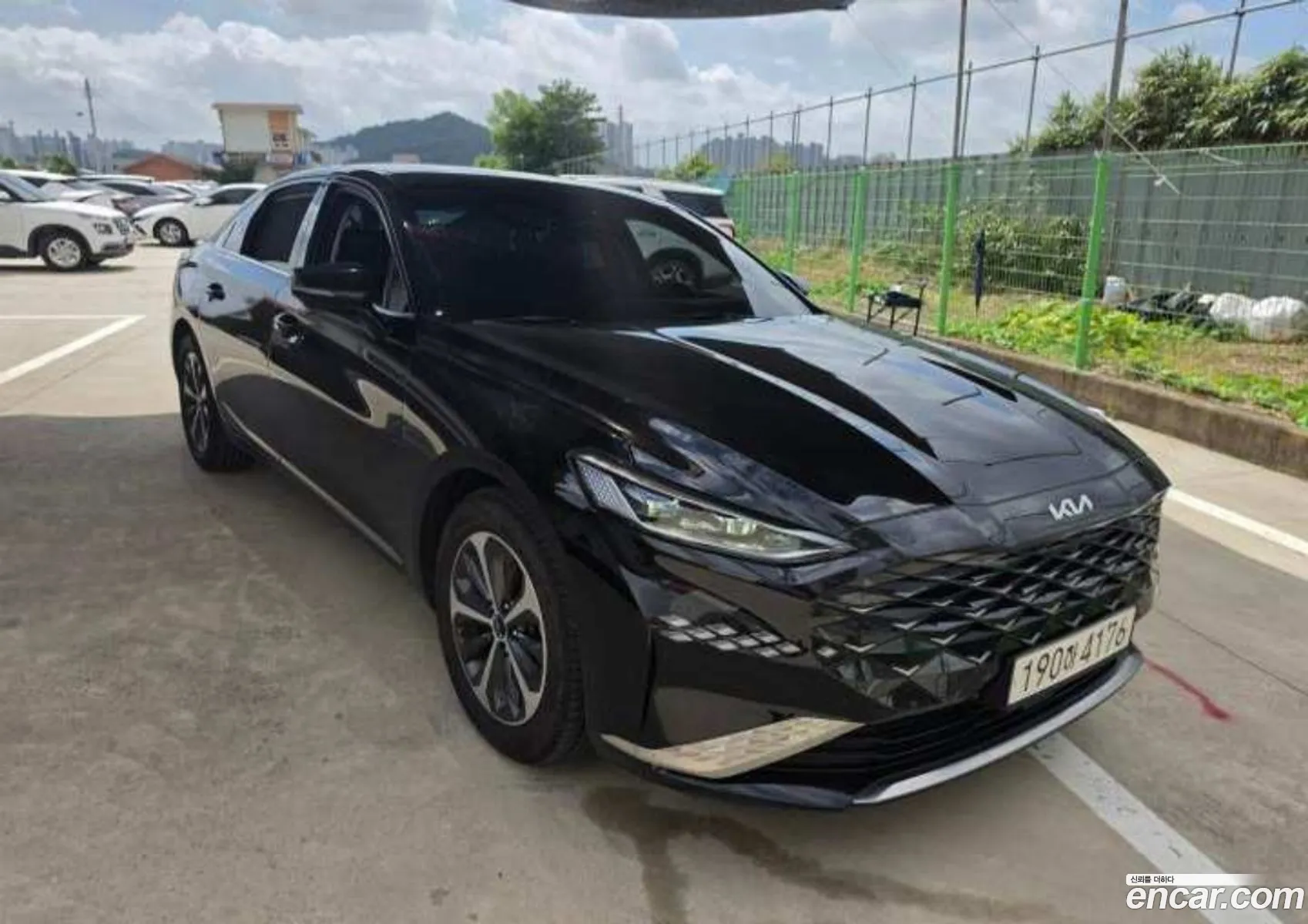 Kia K8 Hybrid 2023 — 7