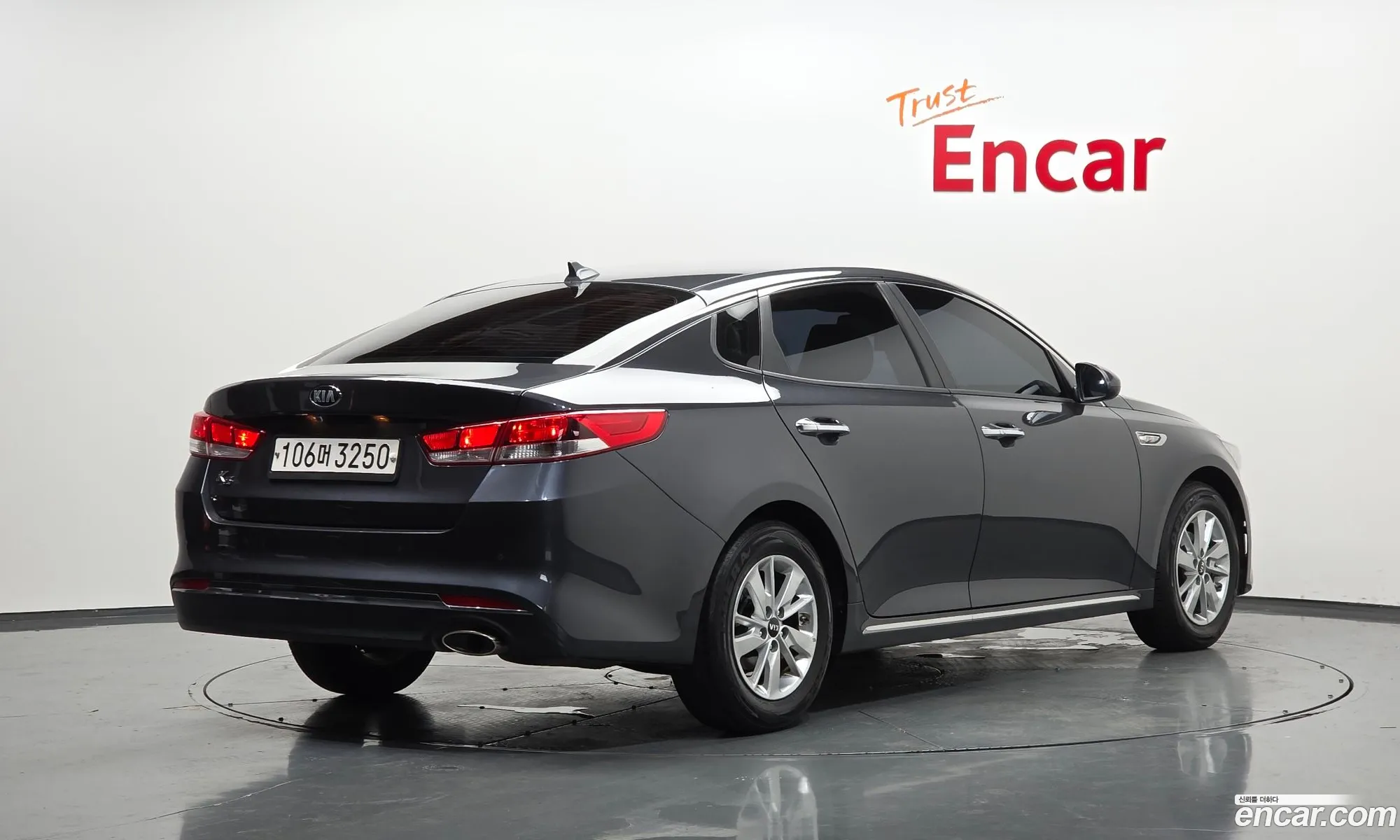 Kia K5 2017 — 11