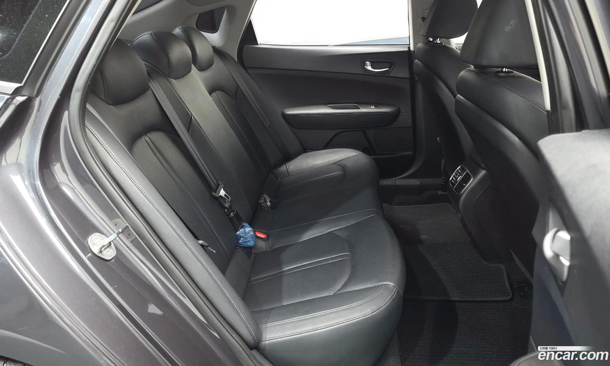 Kia K5 2017 — 2