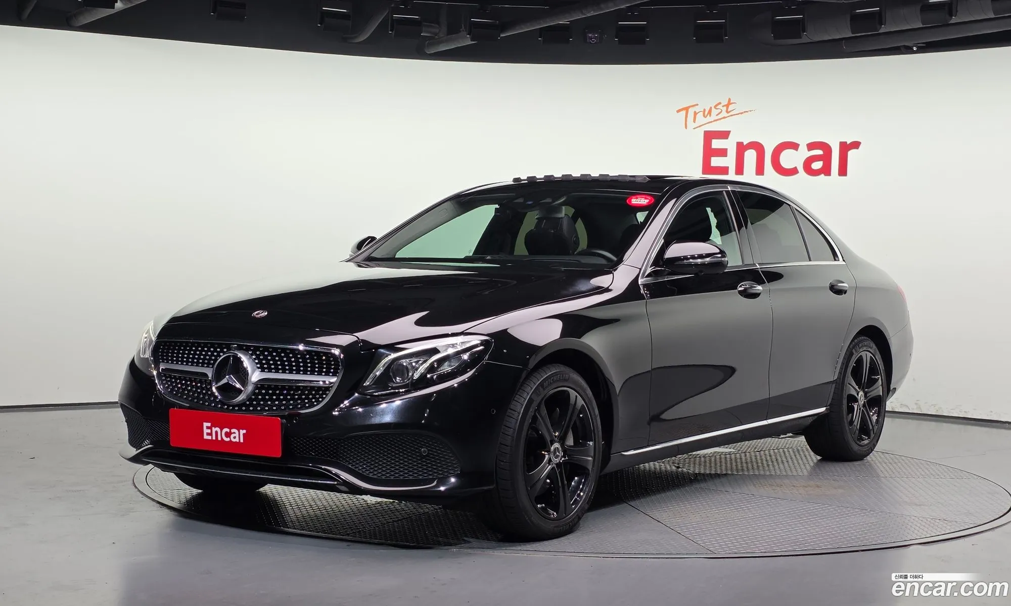 Mercedes-Benz E-Class W213 2019 WDDZF4KB3KA637317 — 7