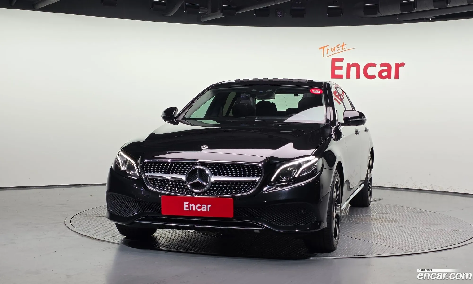 Mercedes-Benz E-Class W213 2019 WDDZF4KB3KA637317 — 13