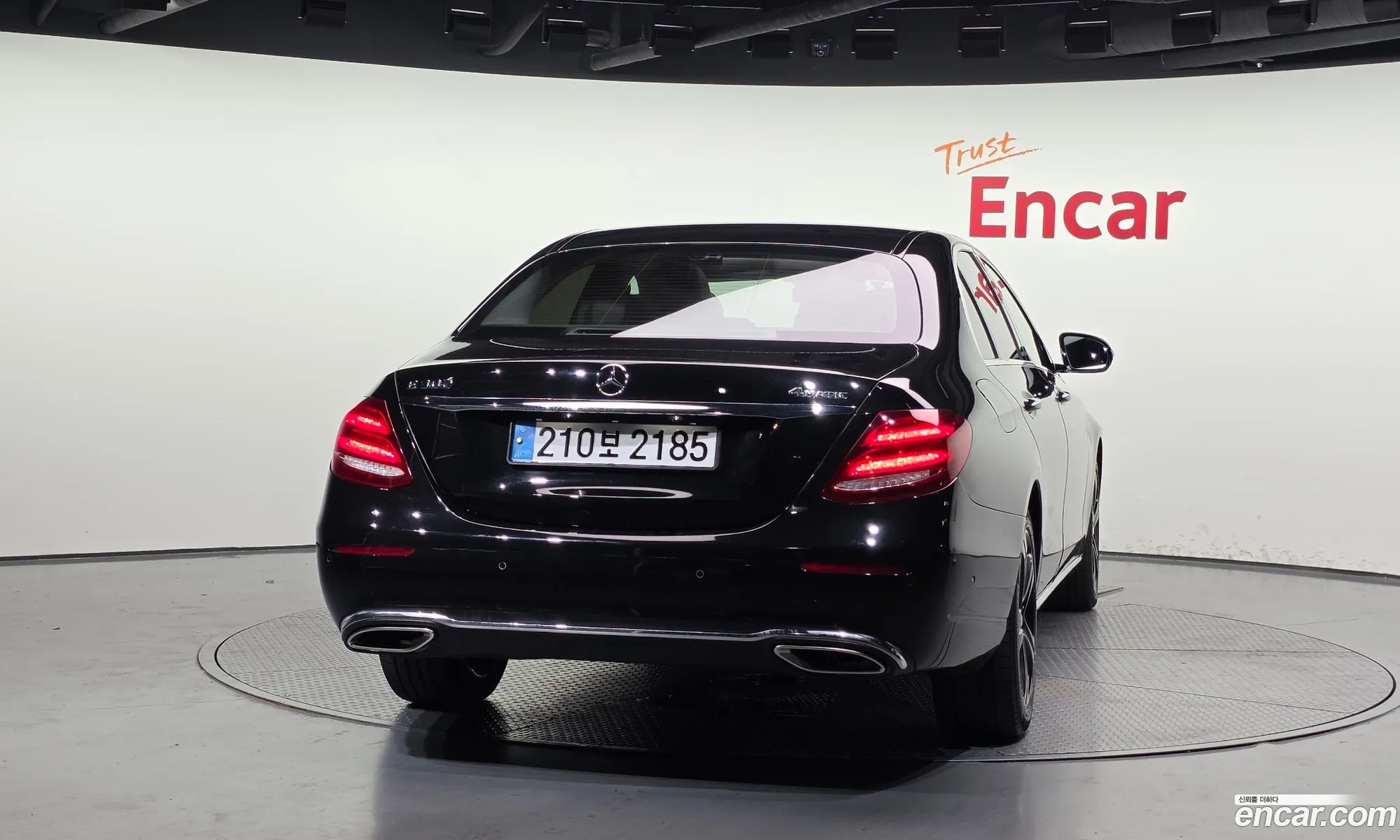 Mercedes-Benz E-Class W213 2019 WDDZF4KB3KA637317 — 18