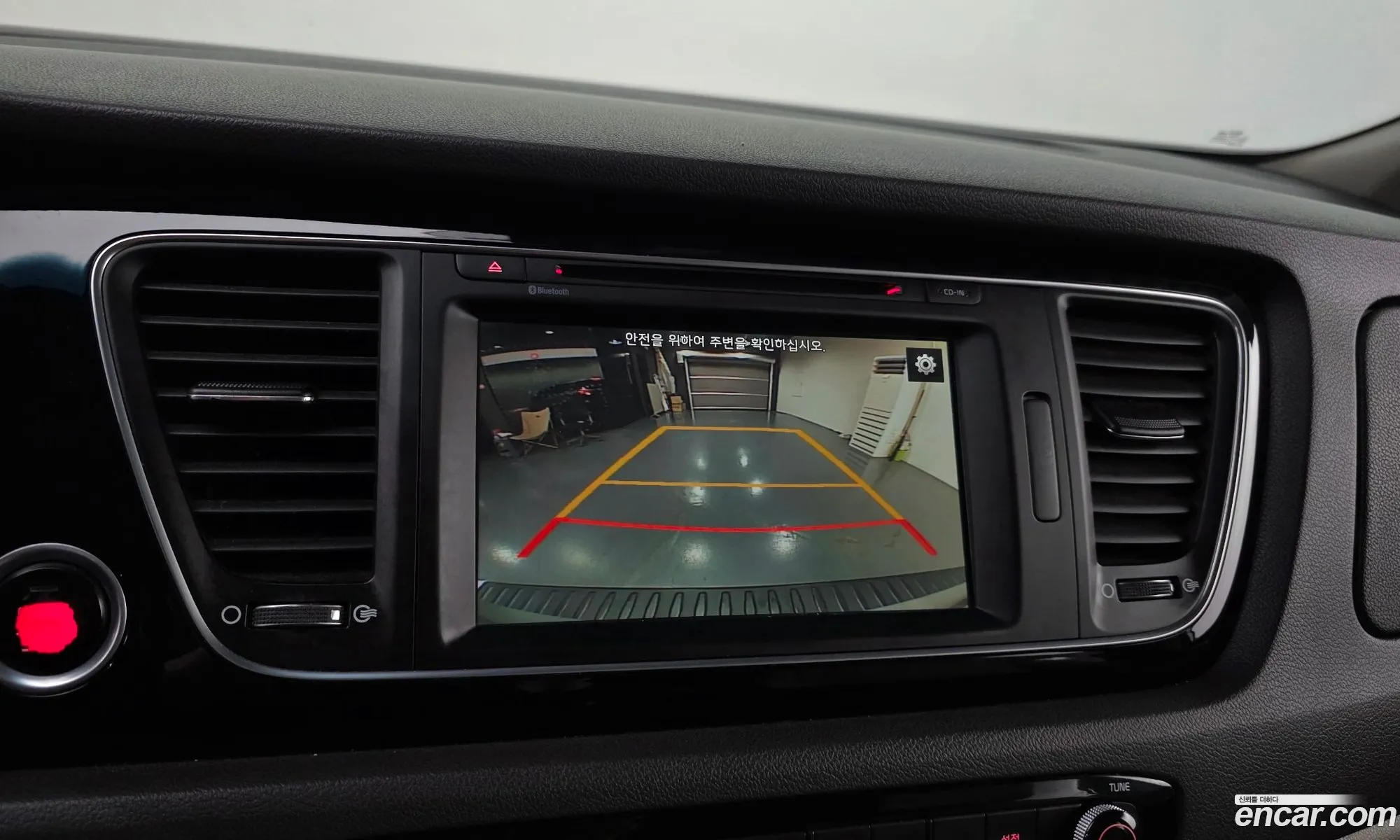 Kia Carnival 2014 — 15