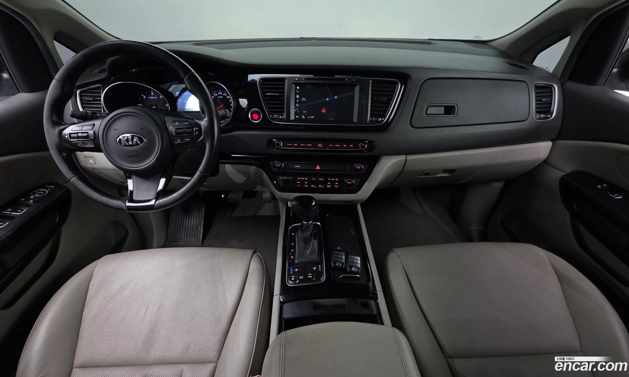Kia Carnival 2014 — 7