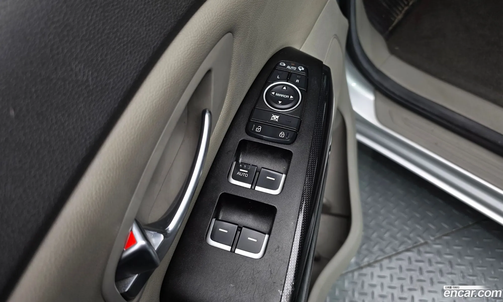 Kia Carnival 2014 — 4