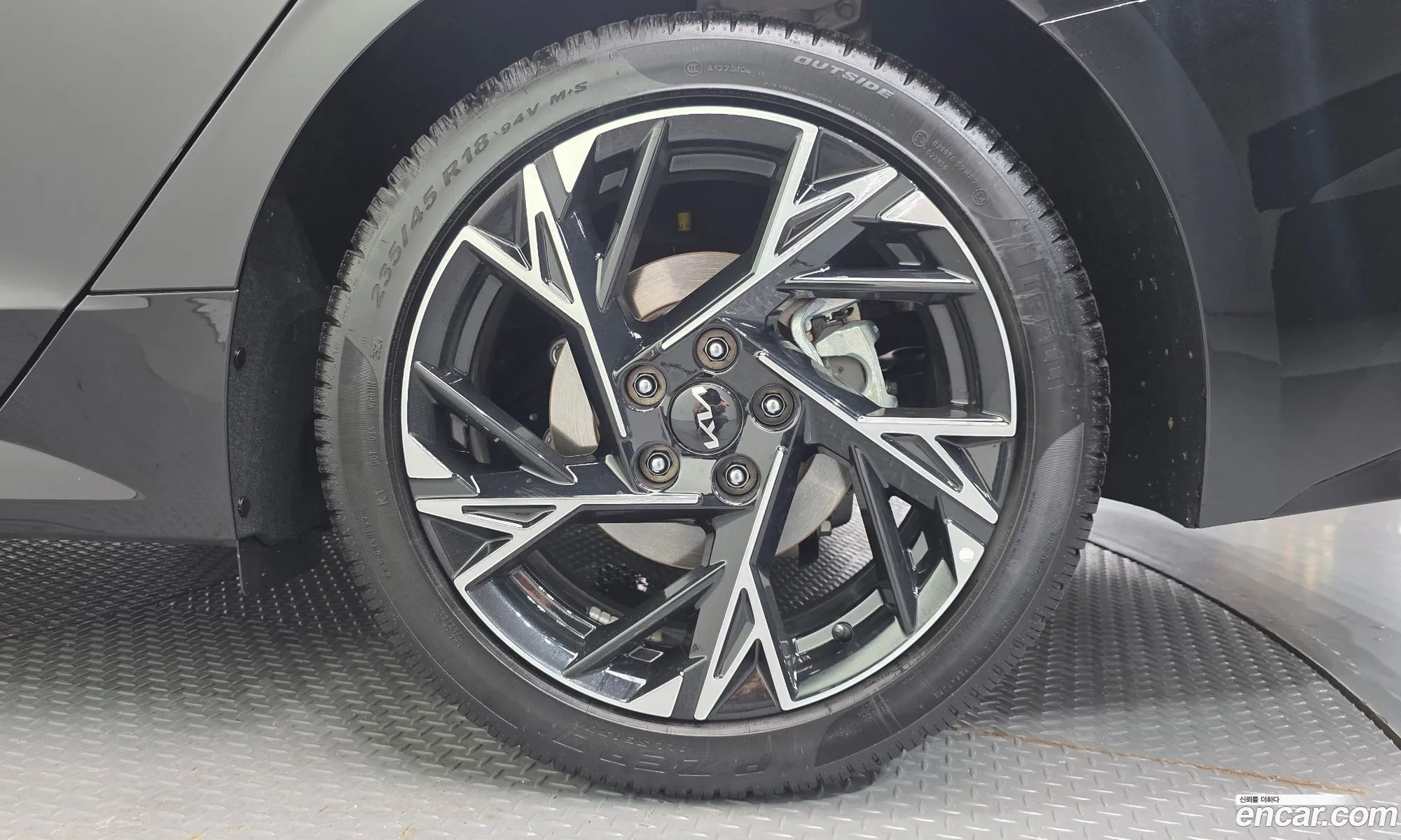 Kia K5 2025 KNAG541ABSA362473 — 19