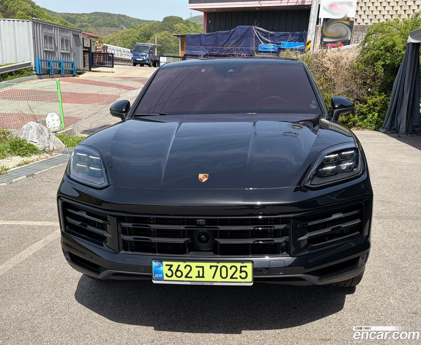 Porsche Cayenne 2025 — 18