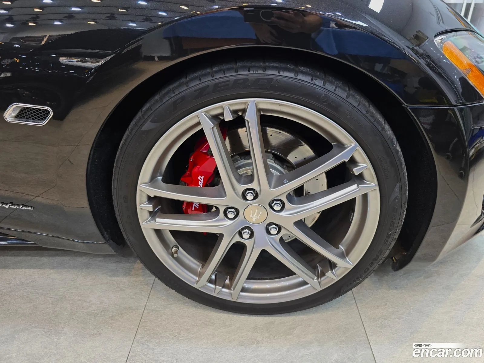 Maserati GranTurismo 2016 — 8