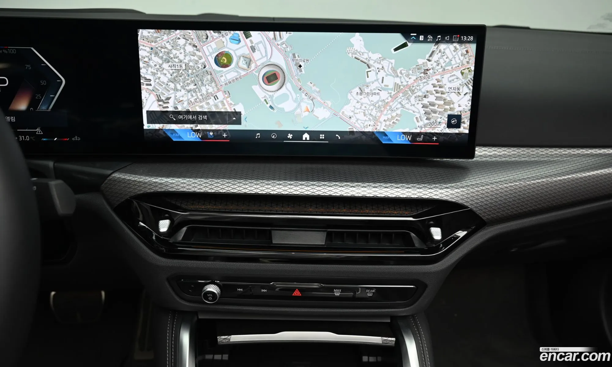 BMW 4 Series 2025 — 17