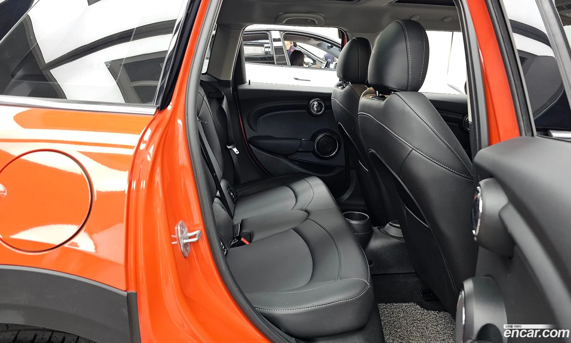 Mini Cooper 2021 WMWXV7102M2N93830 — 11
