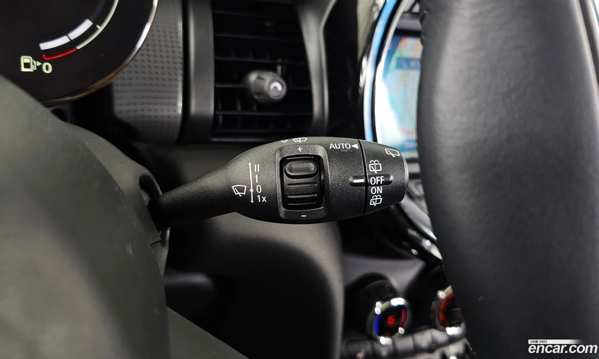 Mini Cooper 2021 WMWXV7102M2N93830 — 24