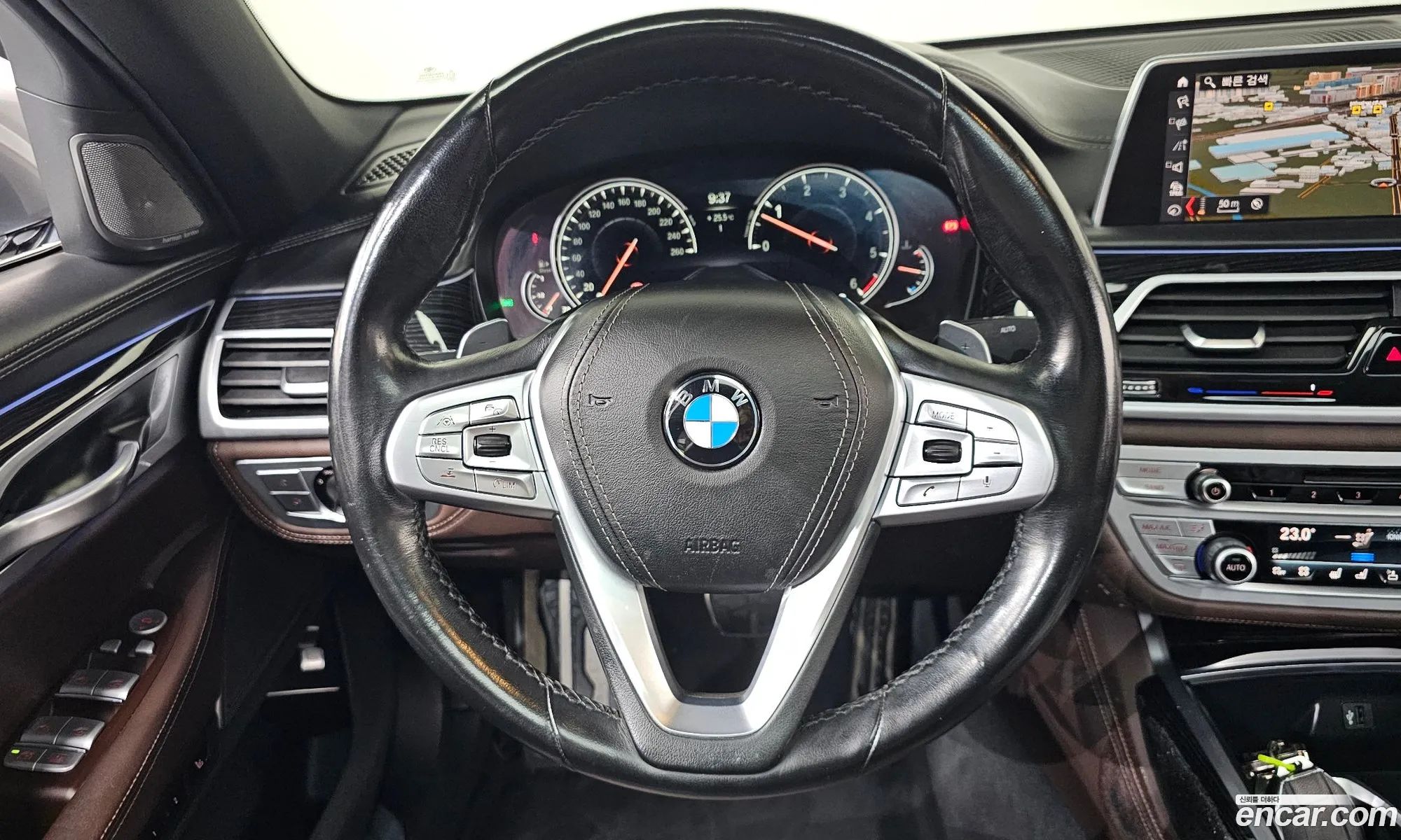 BMW 7 Series 2019 WBA7G6102KB244457 — 36