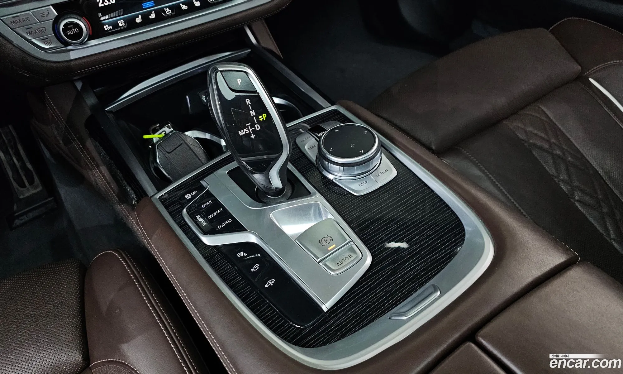 BMW 7 Series 2019 WBA7G6102KB244457 — 37