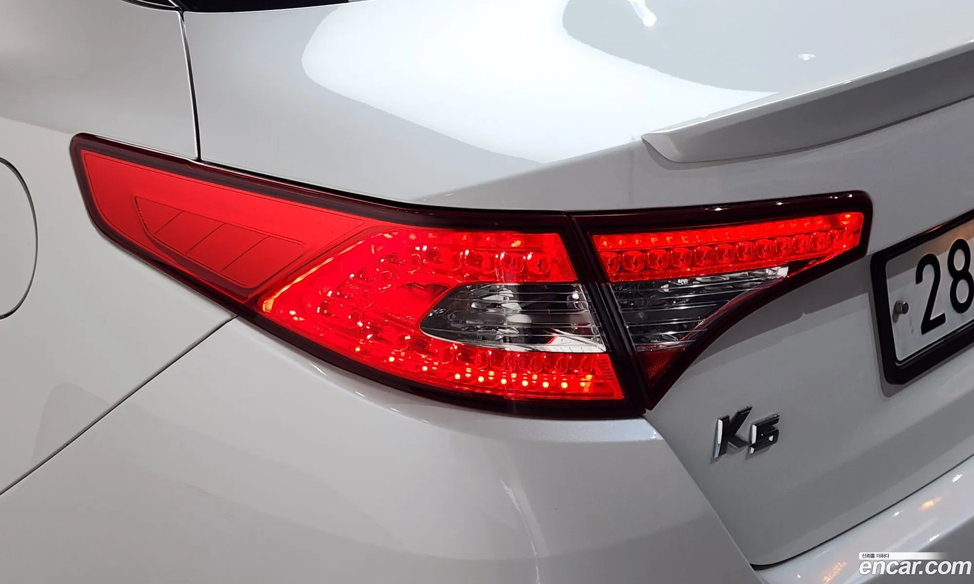 Kia K5 2012 KNAGN416BDA341404 — 30