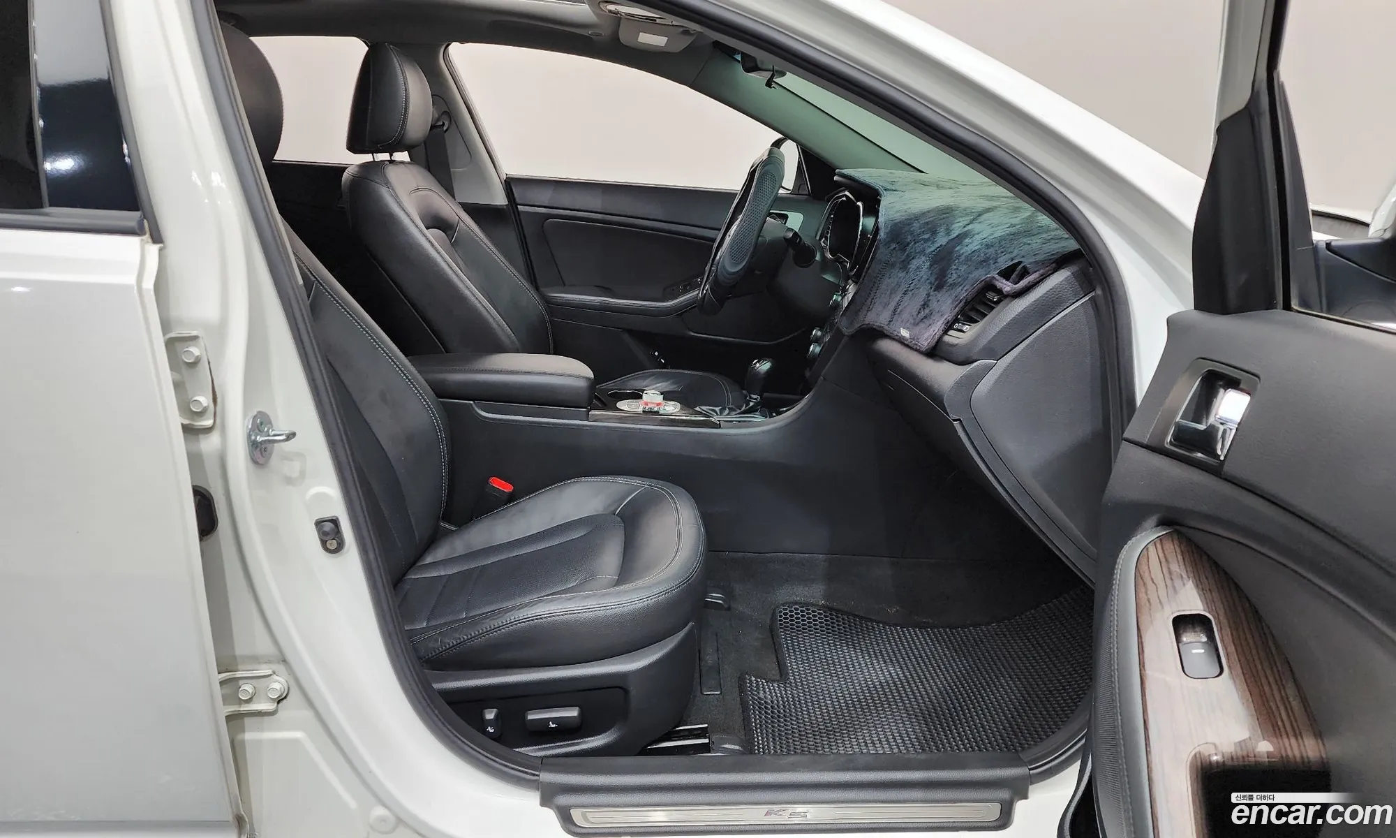 Kia K5 2012 KNAGN416BDA341404 — 11