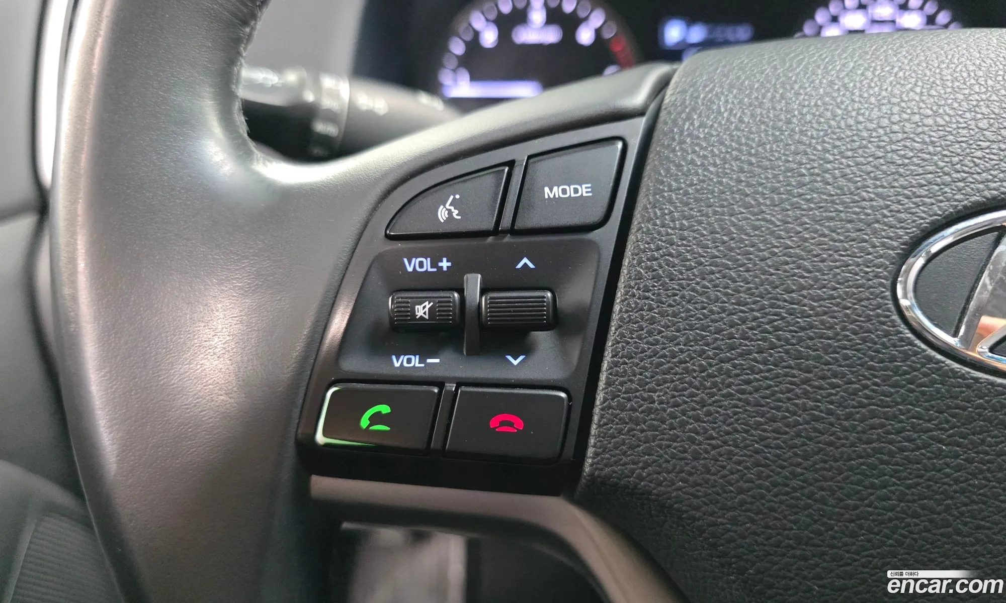 Hyundai Tucson 2017 KMHJ281ADJU521959 — 27