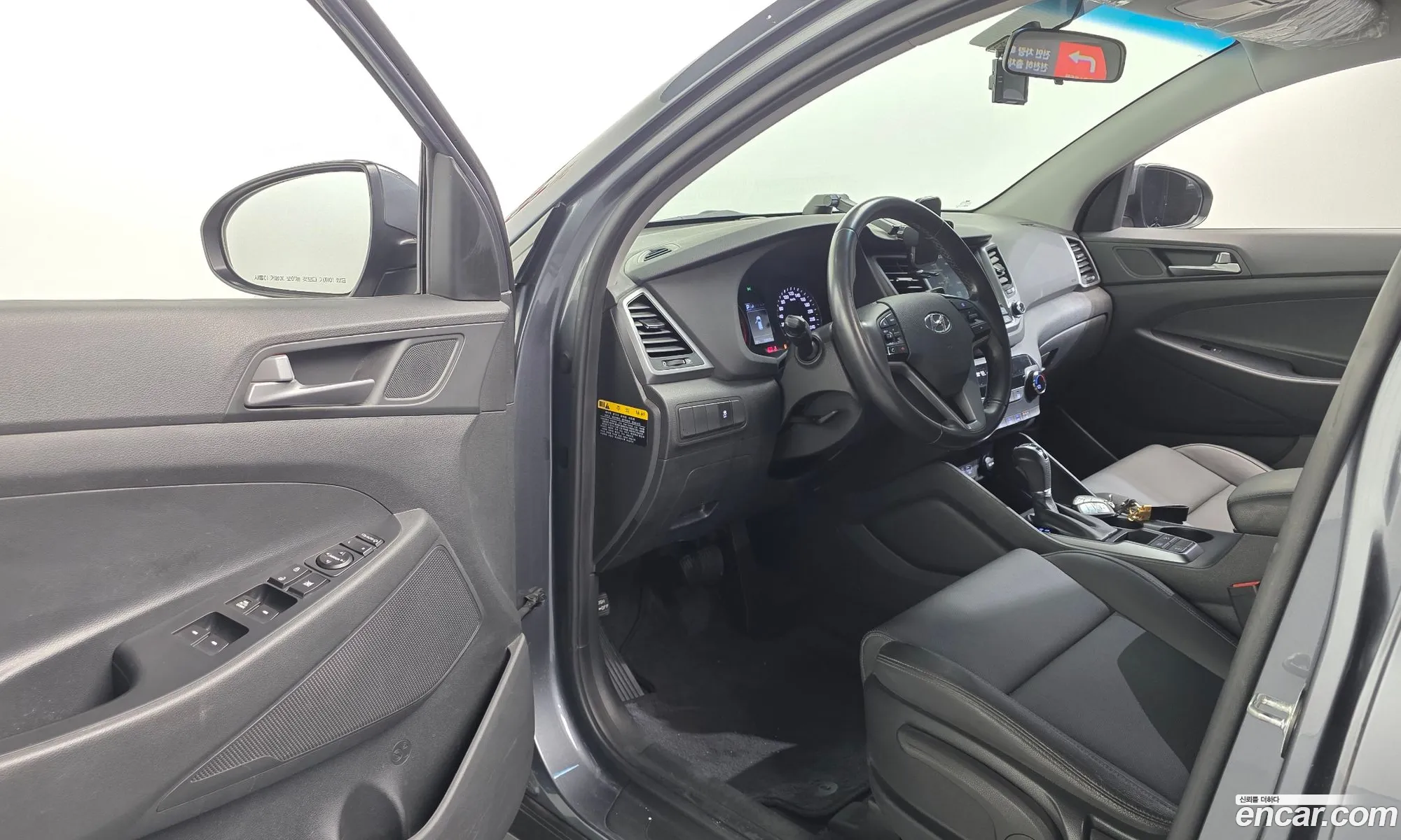 Hyundai Tucson 2017 KMHJ281ADJU521959 — 19