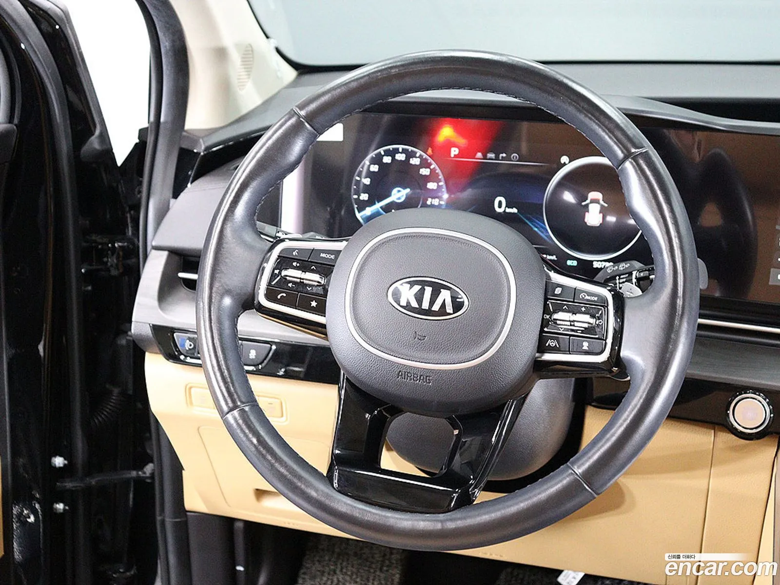 Kia Carnival 2021 — 8