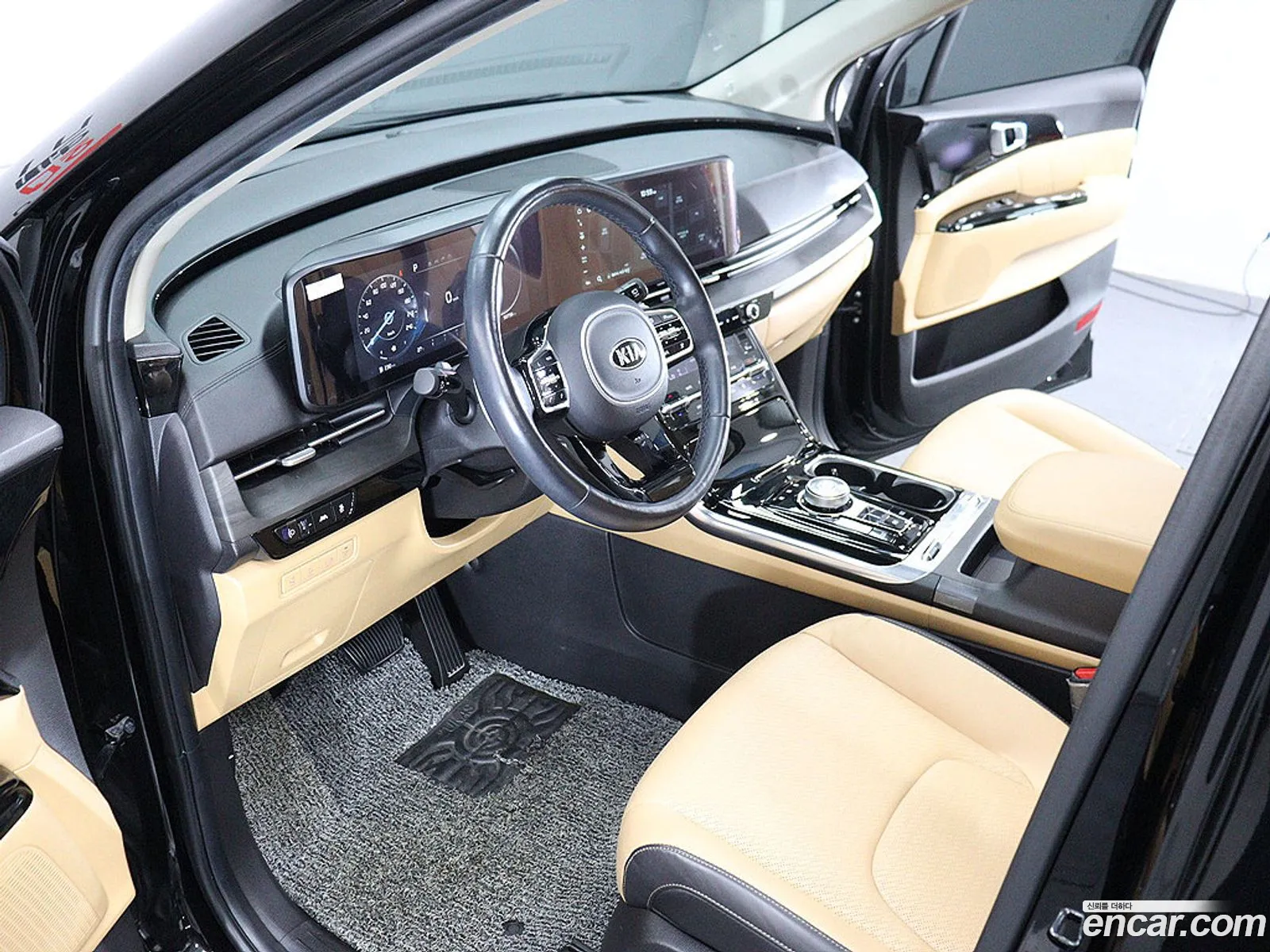 Kia Carnival 2021 — 3
