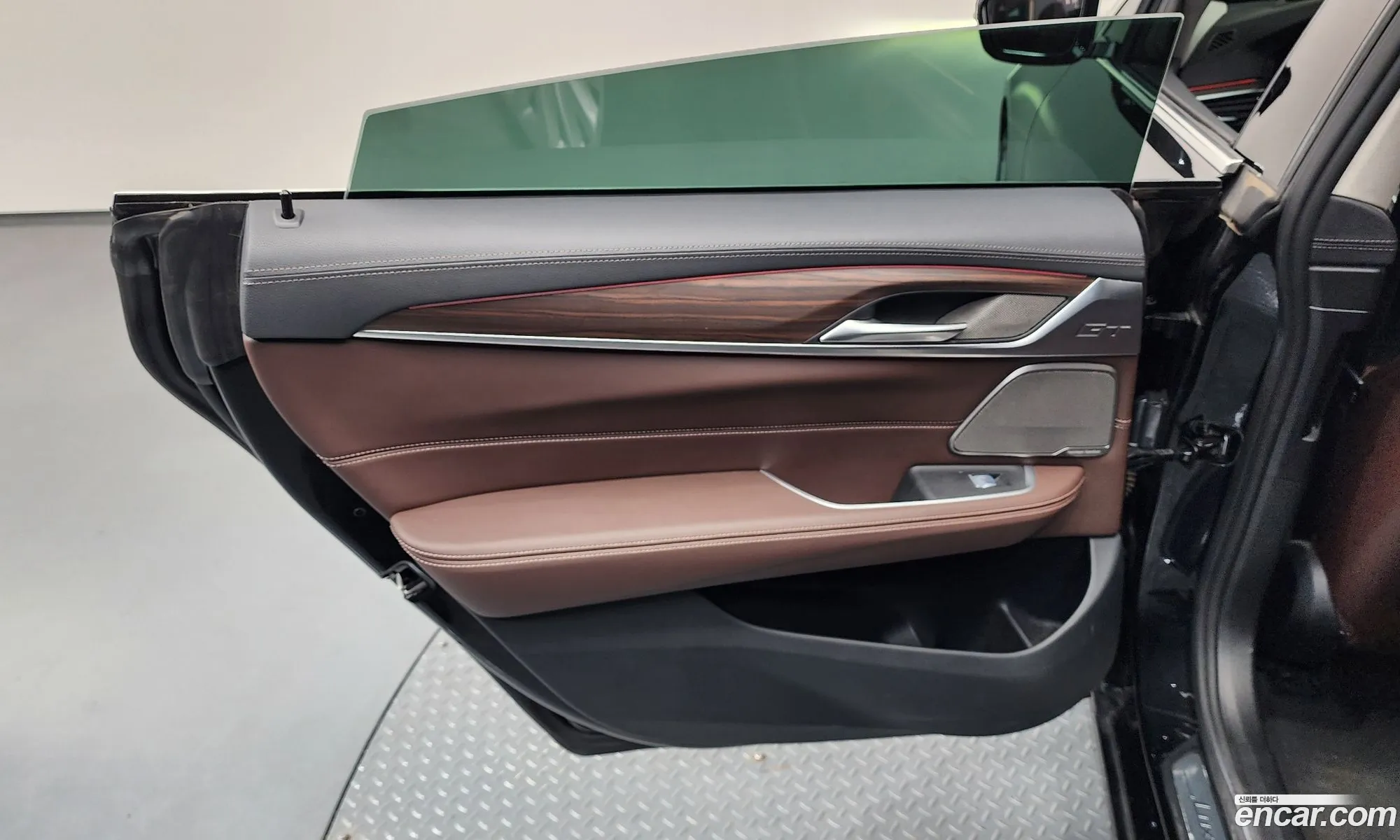 BMW 6 Series GT 2022 WBA61CC08NCJ08633 — 8