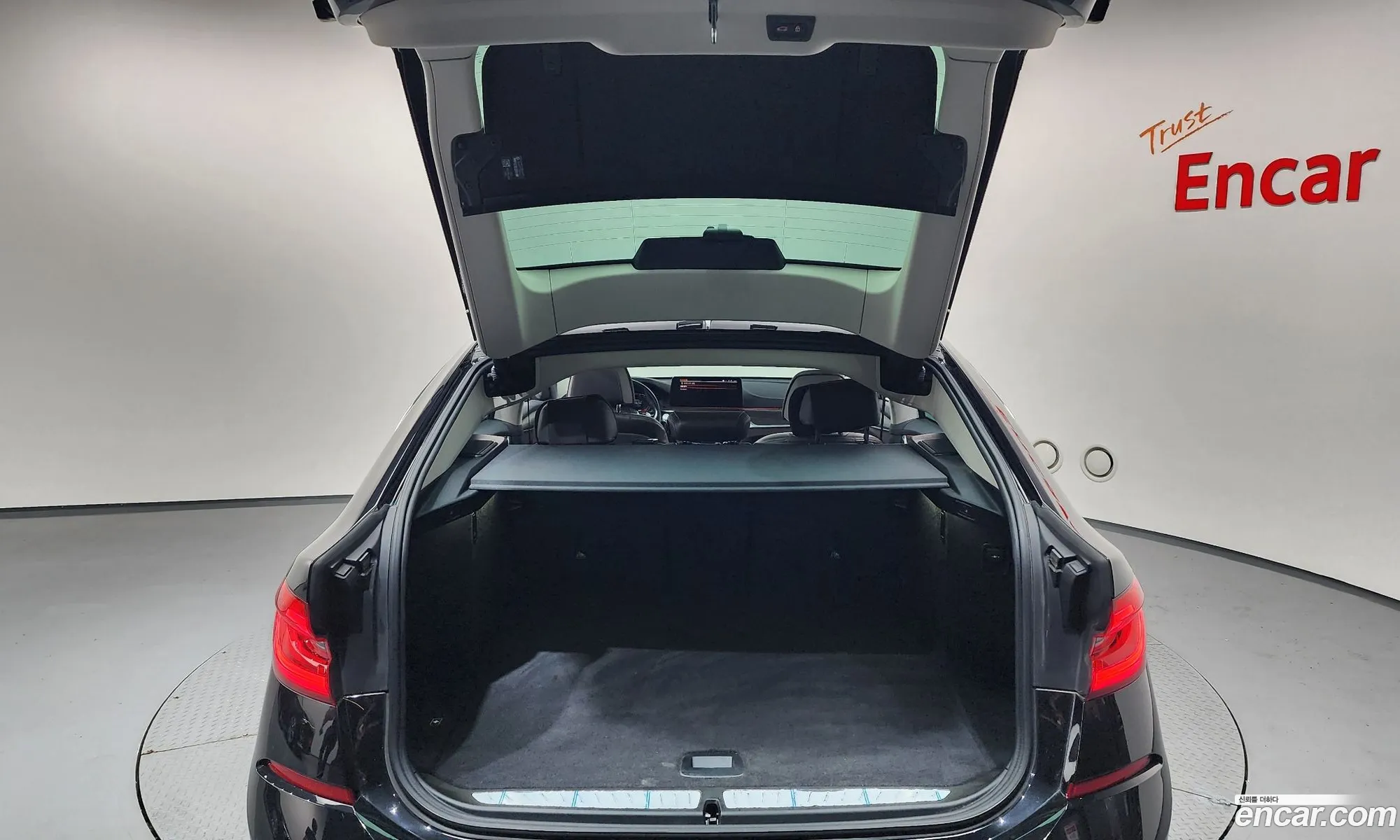BMW 6 Series GT 2022 WBA61CC08NCJ08633 — 27