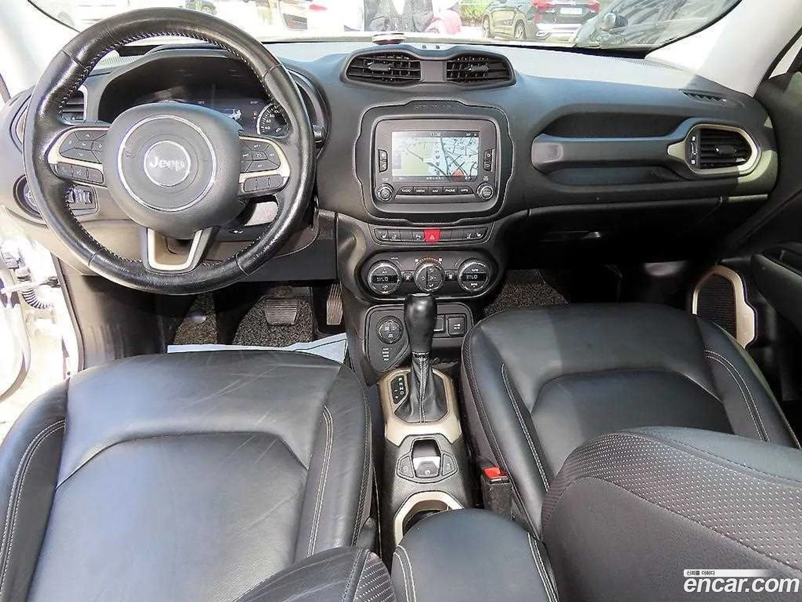 Jeep Renegade 2017 — 18