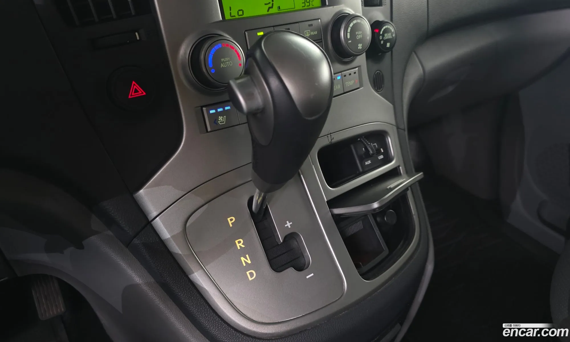 Hyundai Grand Starex 2013 — 9