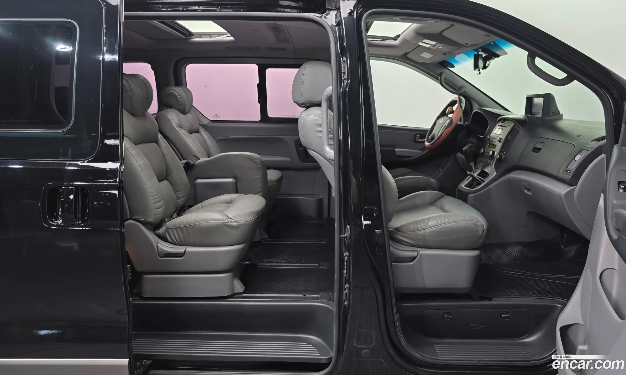 Hyundai Grand Starex 2013 — 6