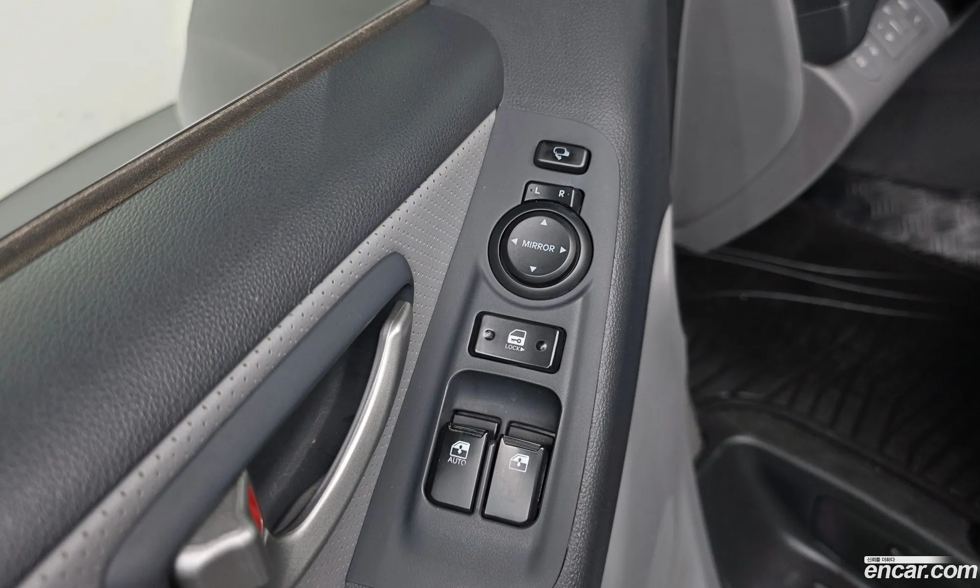 Hyundai Grand Starex 2013 — 10