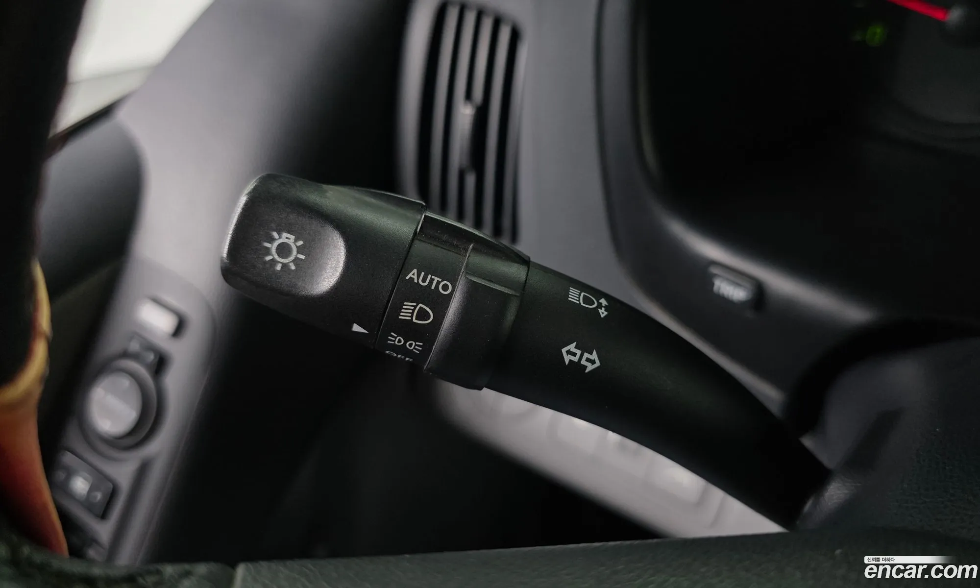 Hyundai Grand Starex 2013 — 34