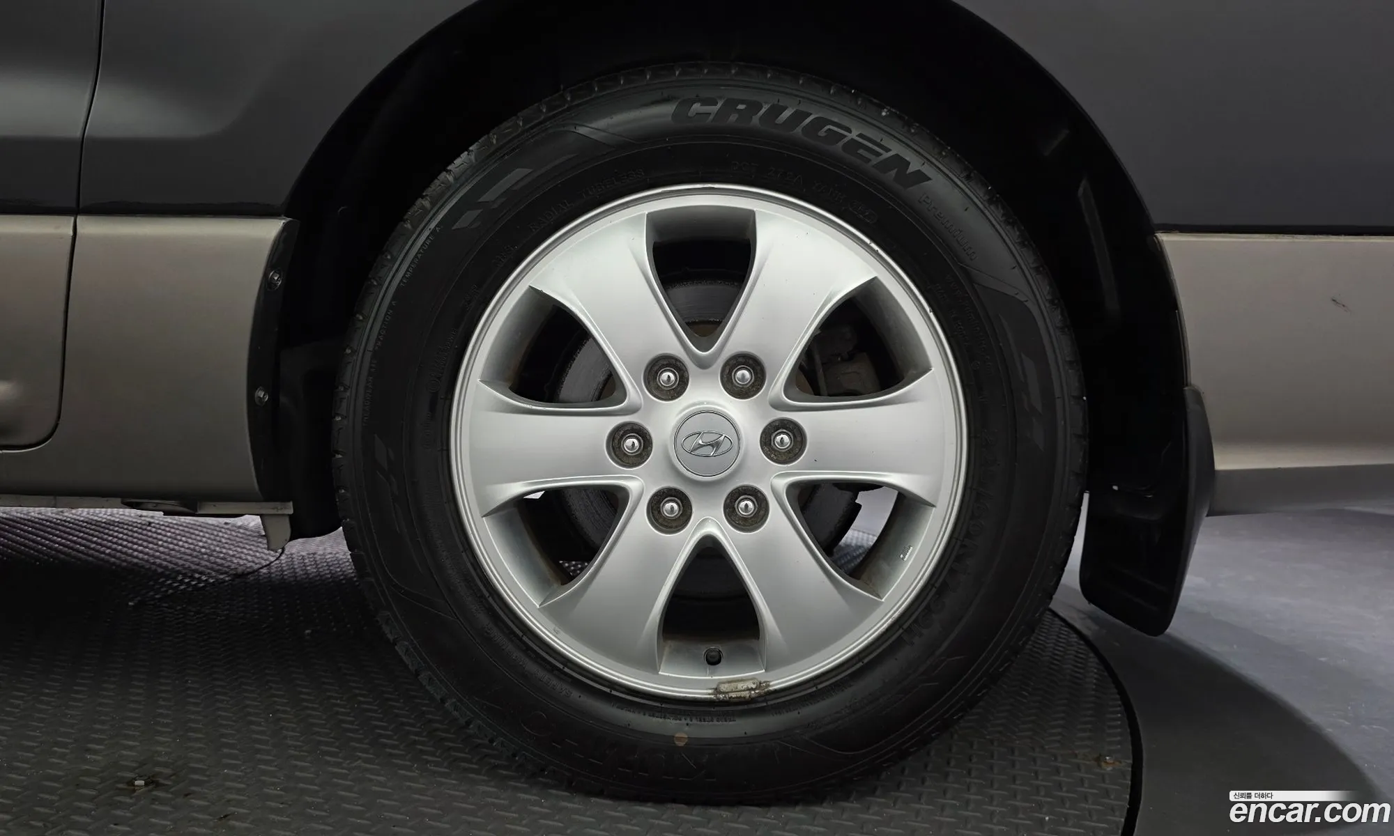 Hyundai Grand Starex 2013 — 33