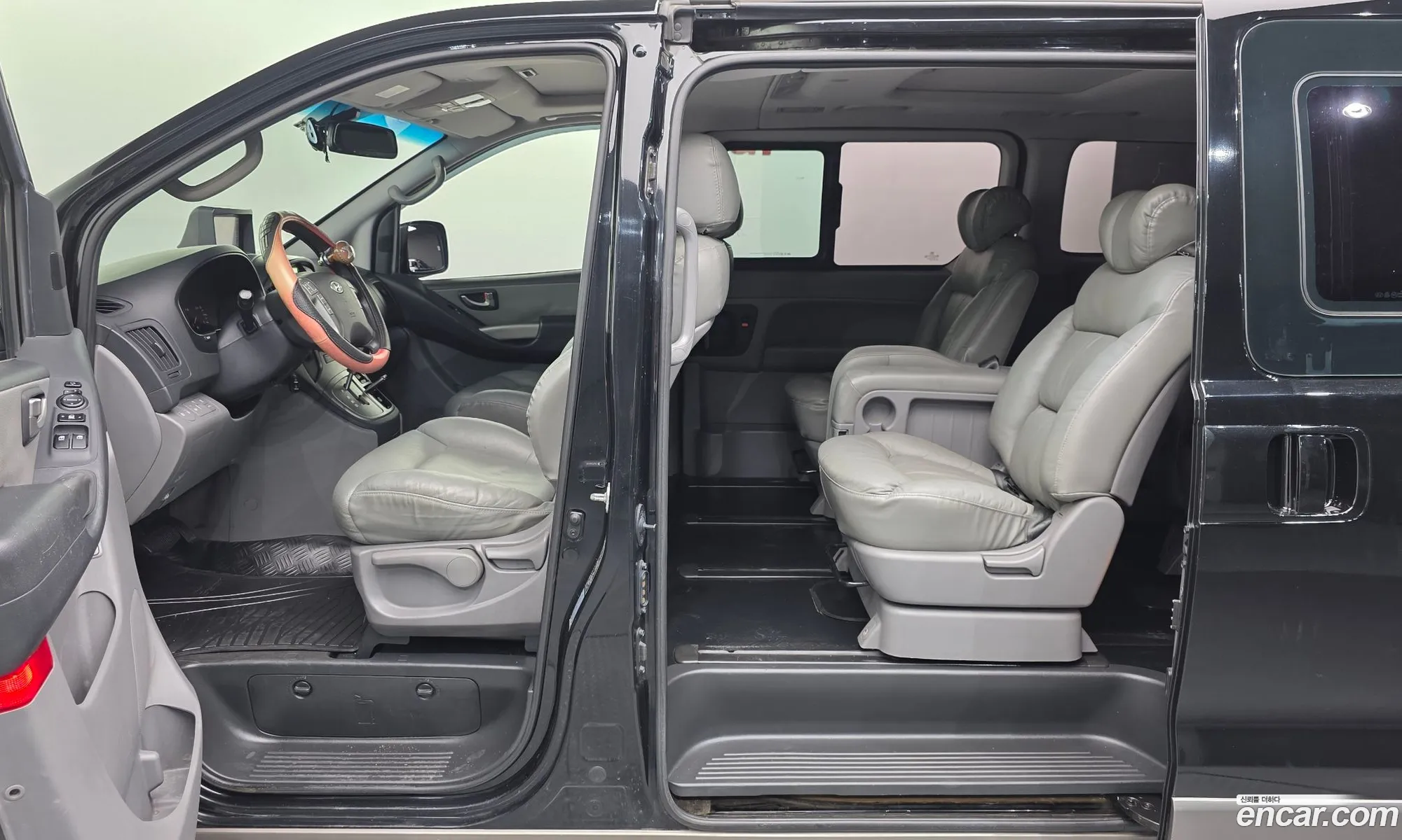 Hyundai Grand Starex 2013 — 4