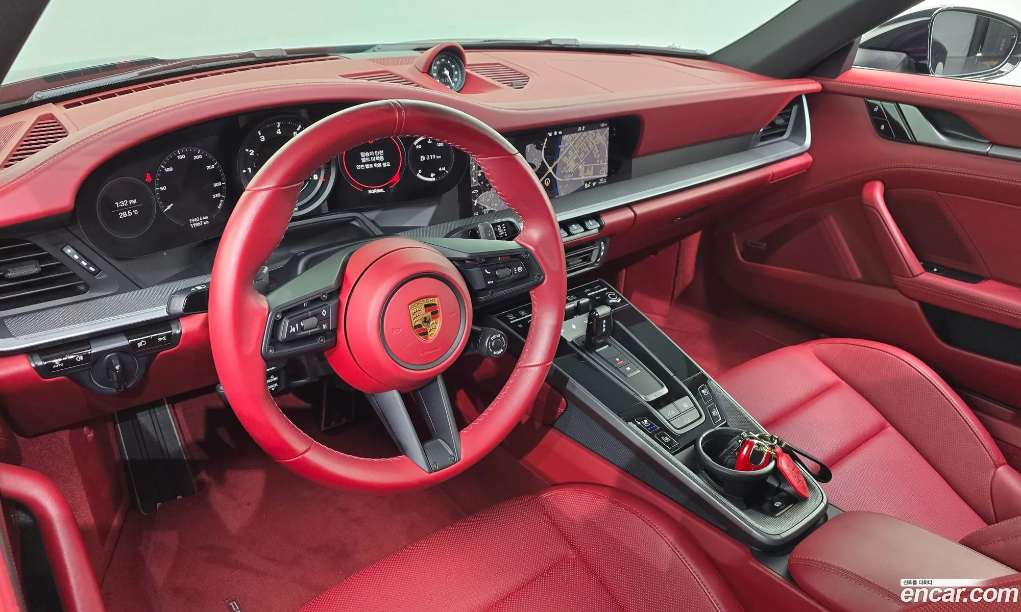 Porsche 911 2020 — 17