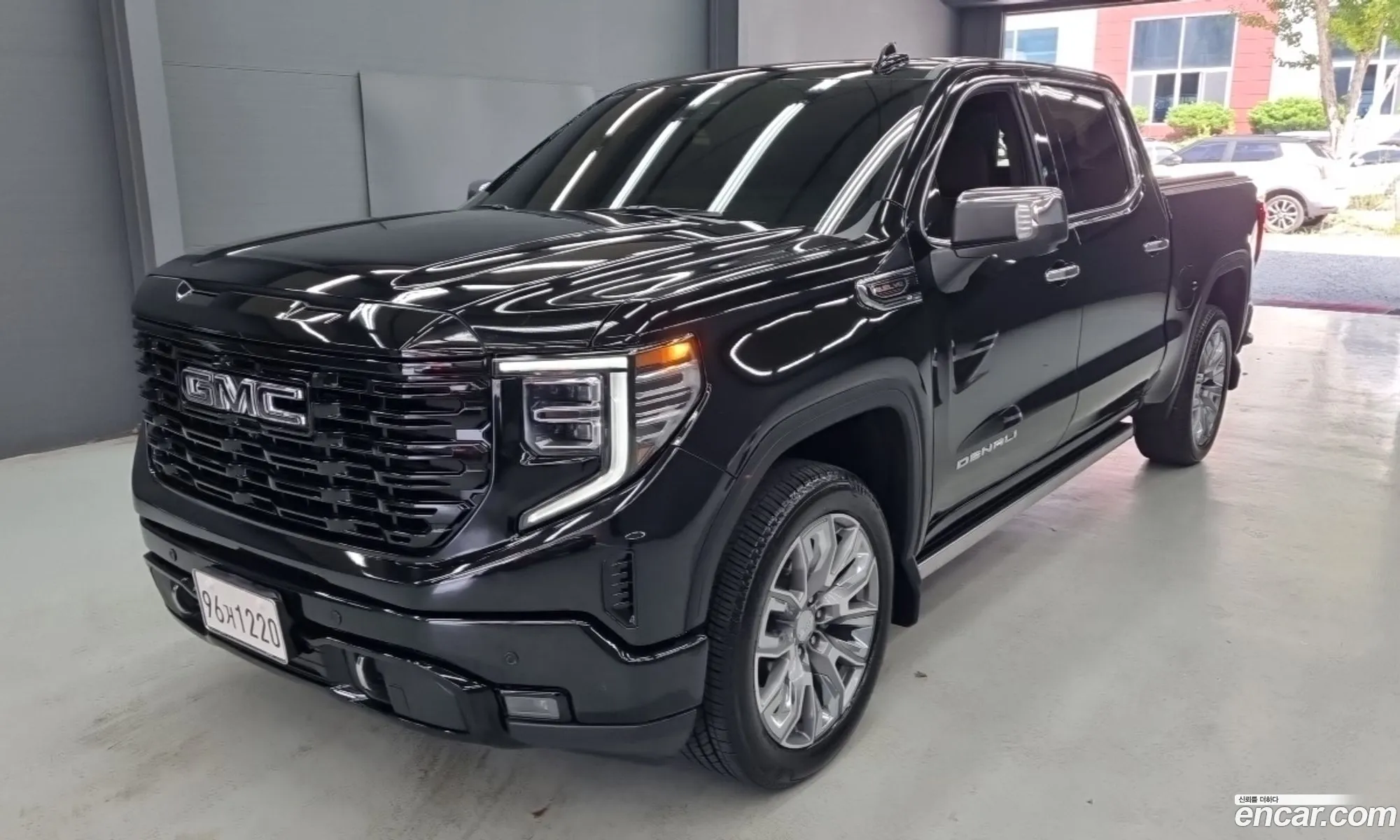 GMC Sierra