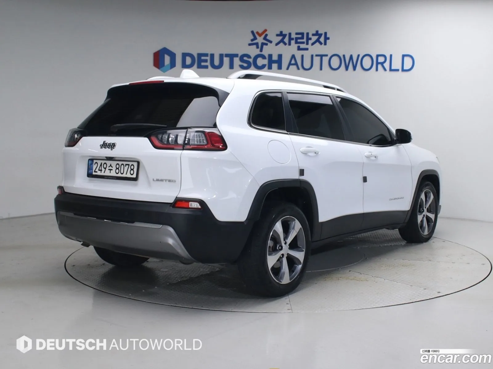 Jeep Cherokee 2021 — 2
