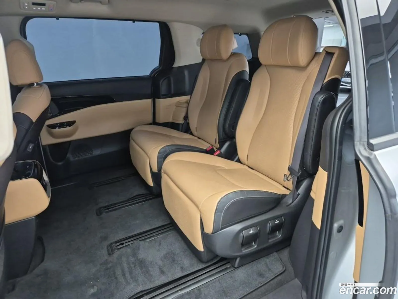 Kia Carnival 2022 — 15
