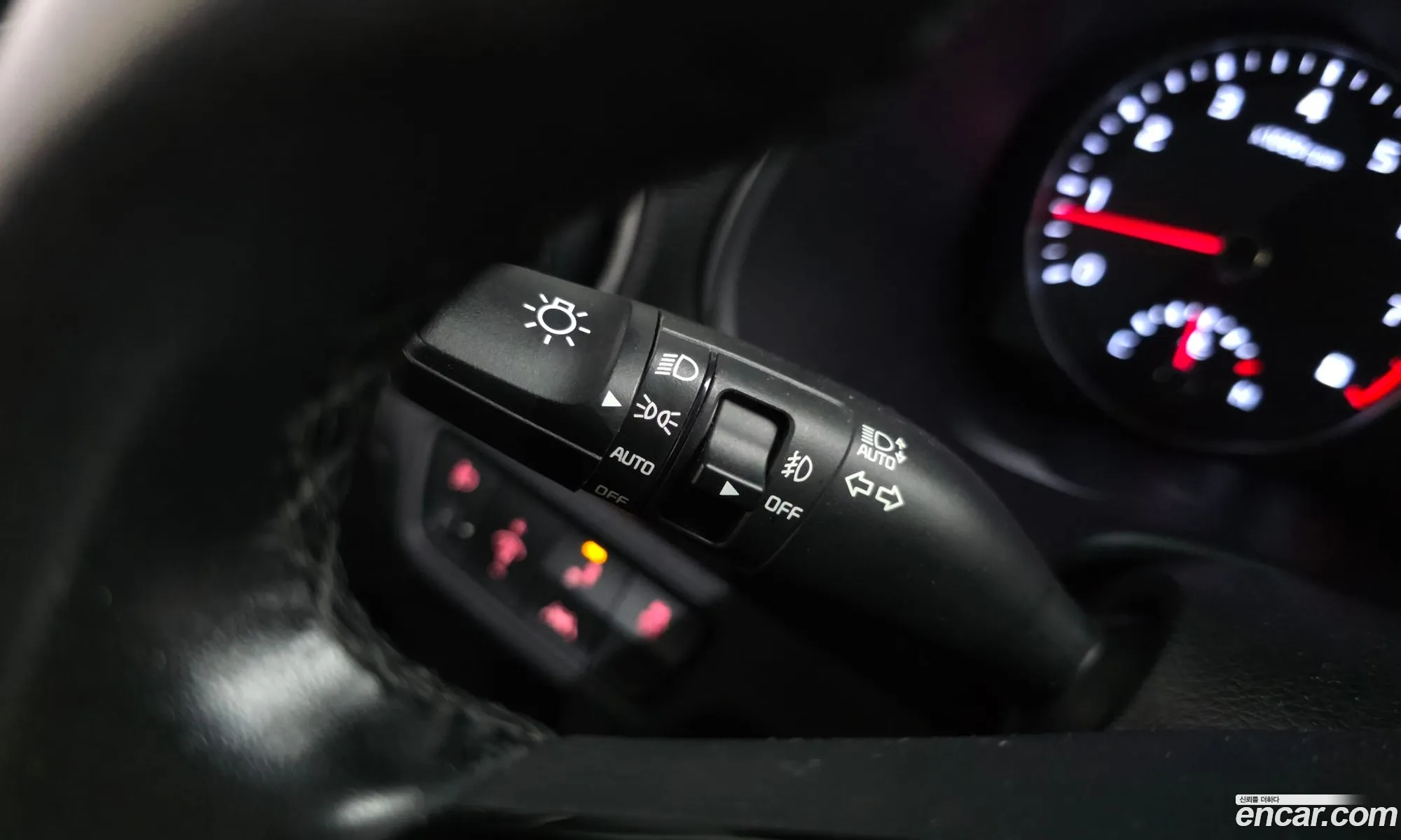 Kia K3 2019 KNAF241BELA871404 — 12