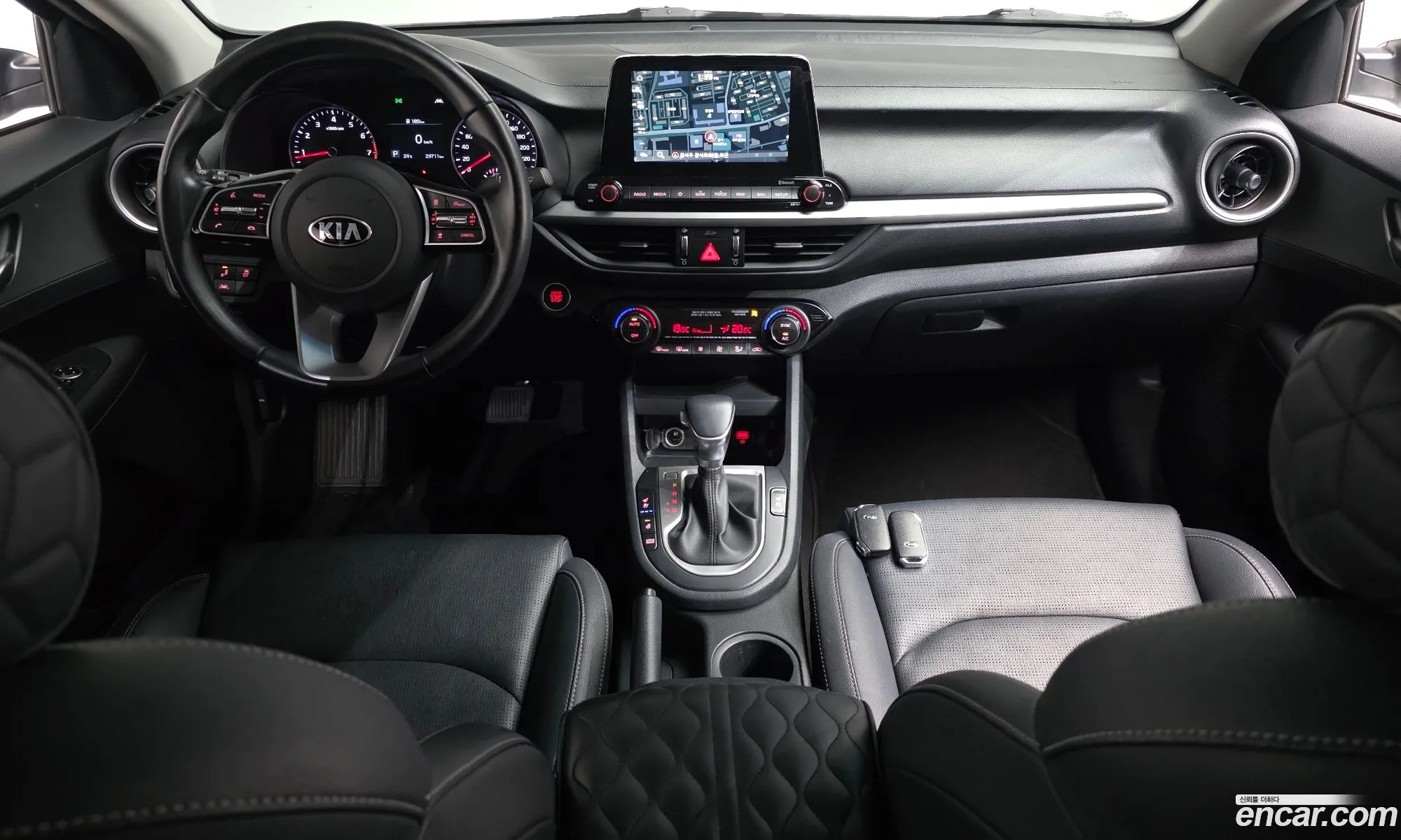 Kia K3 2019 KNAF241BELA871404 — 18