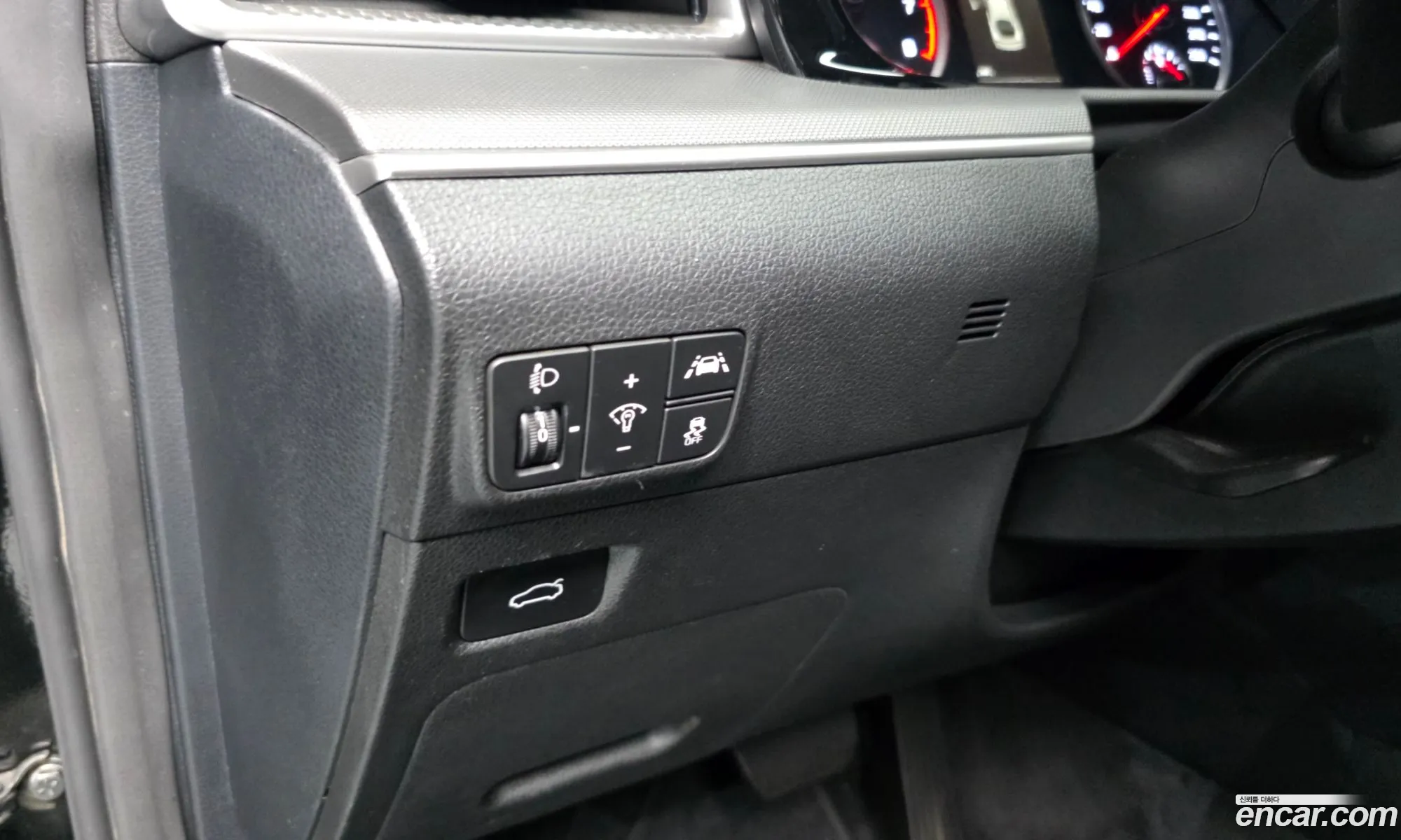 Kia K5 2023 KNAG241ABPA229738 — 23