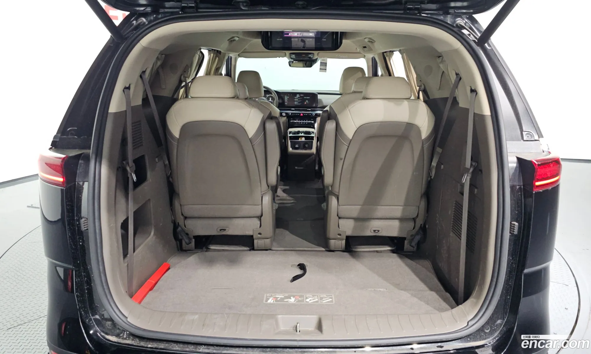 Kia Carnival 2021 KNANE81BBMS062010 — 22